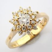 18K Yellow Gold , Brilliant Diamond Cluster Ring