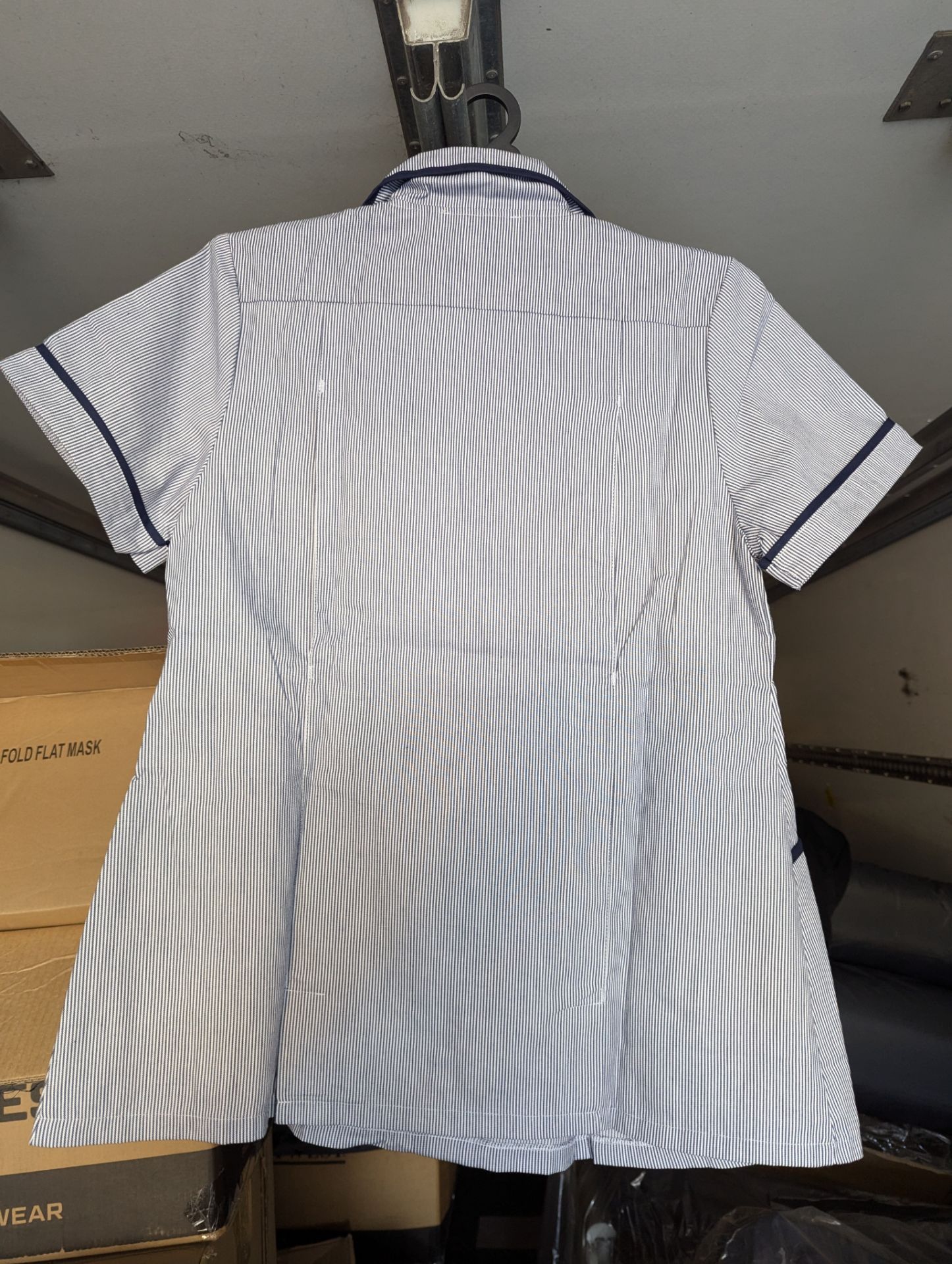 5 x Care Ladies Classic Tunic Blue and White Stripes Size 16 - Image 3 of 6