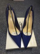Ladies Shoes / Trainers
