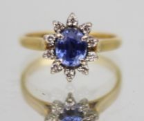 Cornflower Blue Sapphire & Diamond 18 ct. Cluster Ring