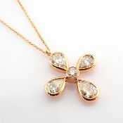 18K Rose Gold Cross Necklace Detailed With Brilliant Diamonds
