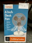 Vonhaus 6 Inch Desk Fan. RRP £20 - Grade U