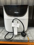 Tower White Air Fryer. RRP £60 - Grade U