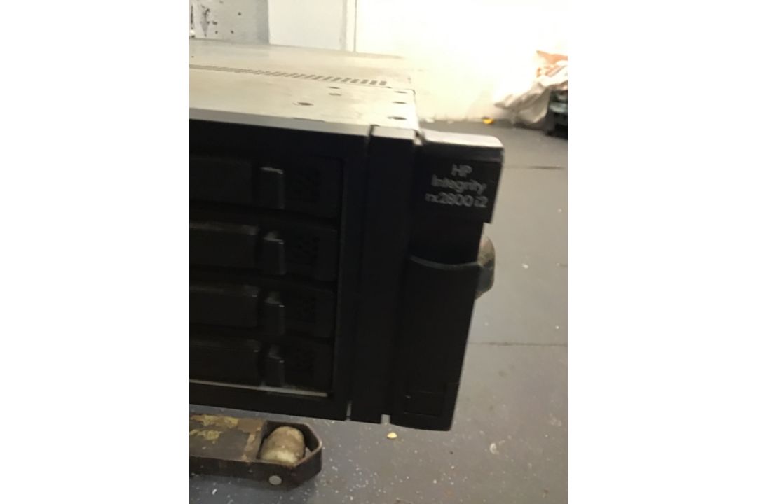 HP Integrity rx2800 i2 Server RSVLA-RC01 - Image 2 of 4