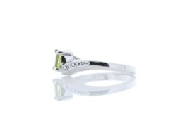 9ct White Gold Diamond and Peridot Ring (P0.50) 0.01 Carats