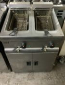 Lincat Double Basket Electric Fryer Single Phase