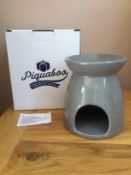 Piquaboo Large “White Heart” Ceramic Oil Burner Height 13cm, New With Gift Box.