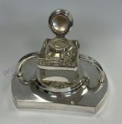 Schreibtischaufsatz mit Tintenfass