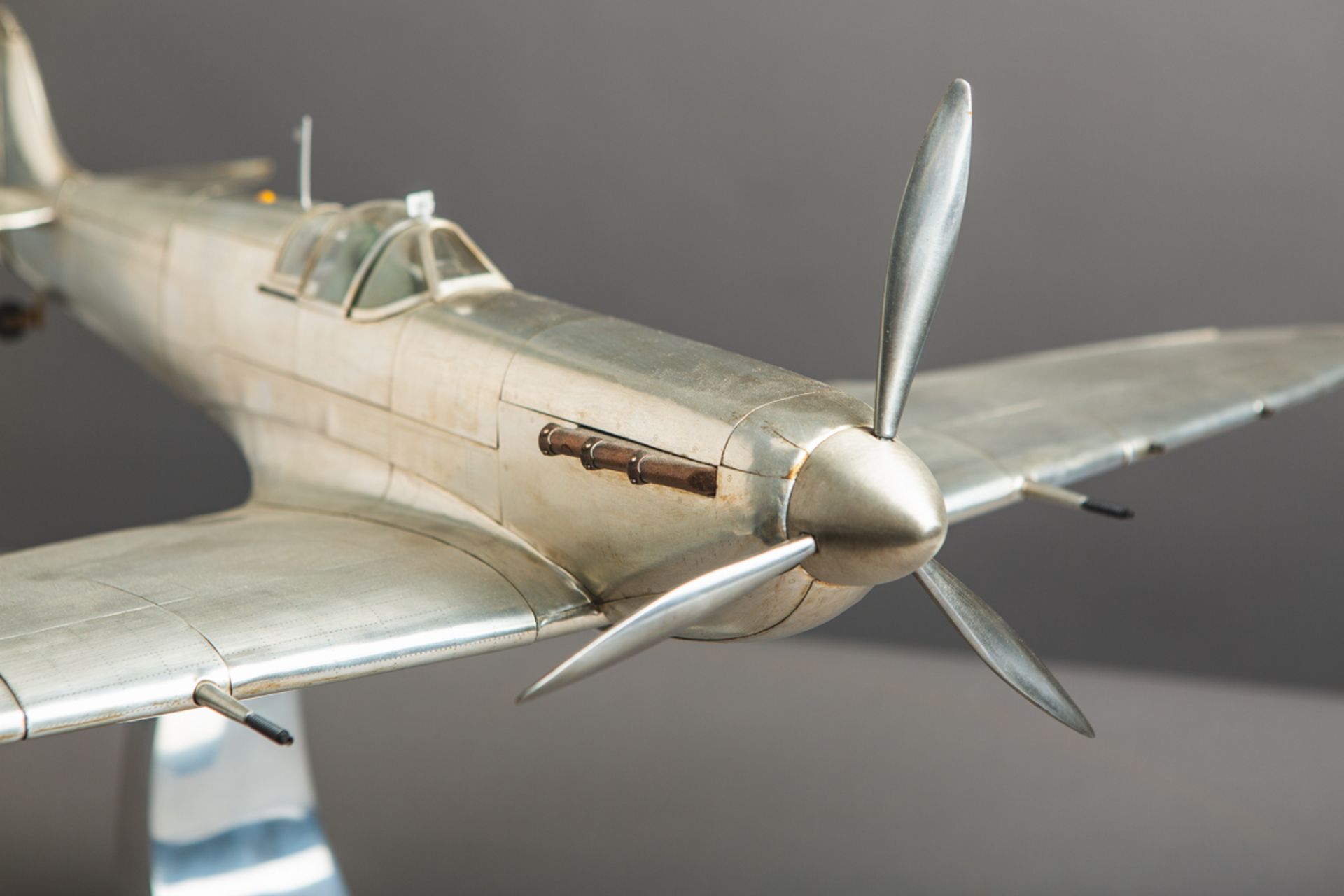 Flugzeugmodell "Spitfire 1936" - Bild 2 aus 2