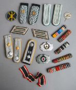 19-teiliges Konvolut von Militaria