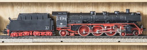 Dampflok 003 160-9 mit Tender (Märklin)