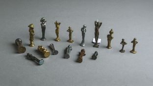 16-teiliges Konvolut von Petschaften (19./20. Jh.)