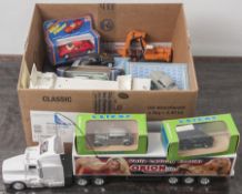 35-teiliges Konvolut von Modellautos / Modellfahrzeugen