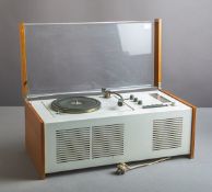Radio / Plattenspieler 