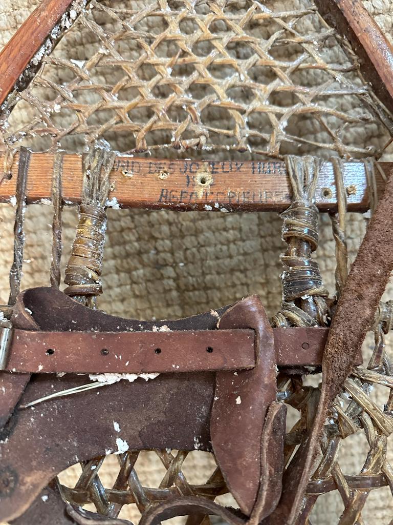 Five pairs of vintage wooden webbed snow shoes - Image 4 of 4
