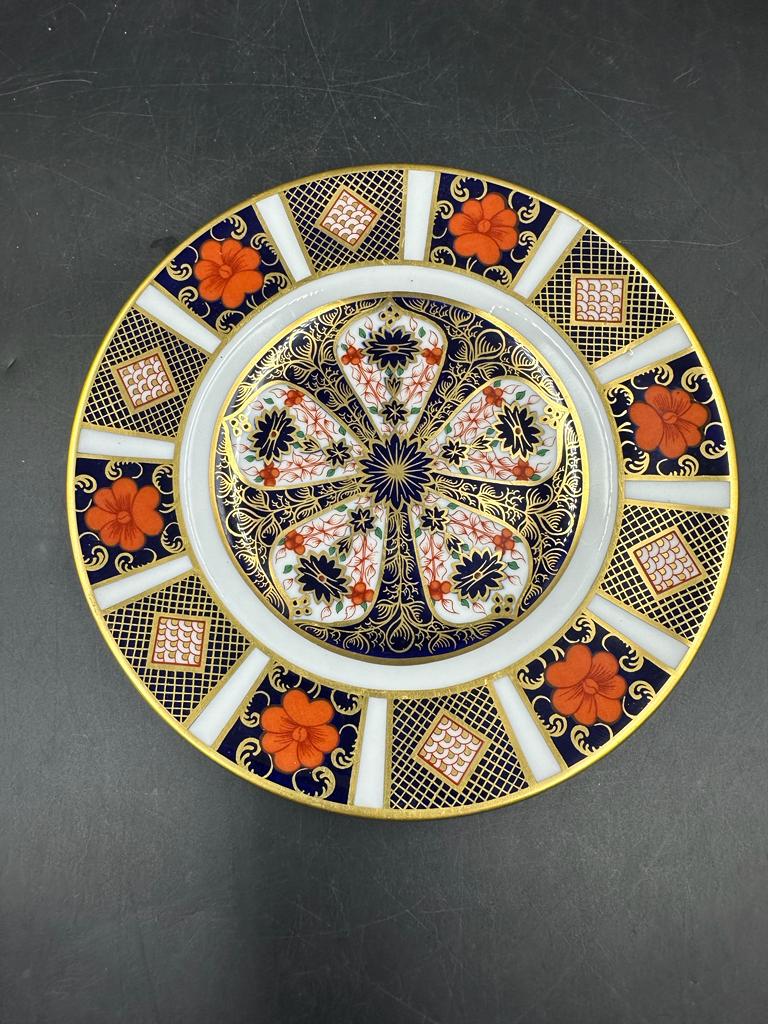 A Royal Crown Derby side plate and spill vase - Image 2 of 5