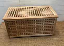 An ottoman storage box (H50cm W98cm D50cm)