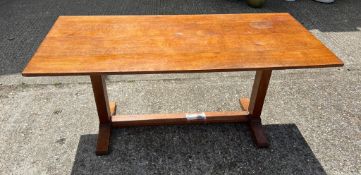A Heals oak Arts and Crafts style dining table circa 1910 (H76cm W170cm D75cm)