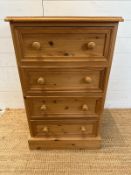 A pine four drawer chest of drawers (H86cm W54cm D45cm)