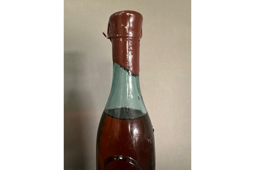 A boxed bottle of Portuguese Adega Velha brandy - Image 2 of 3