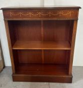 A mahogany single shelf bookcase with scrolling inlay to top (H100cm W84cm D32cm)