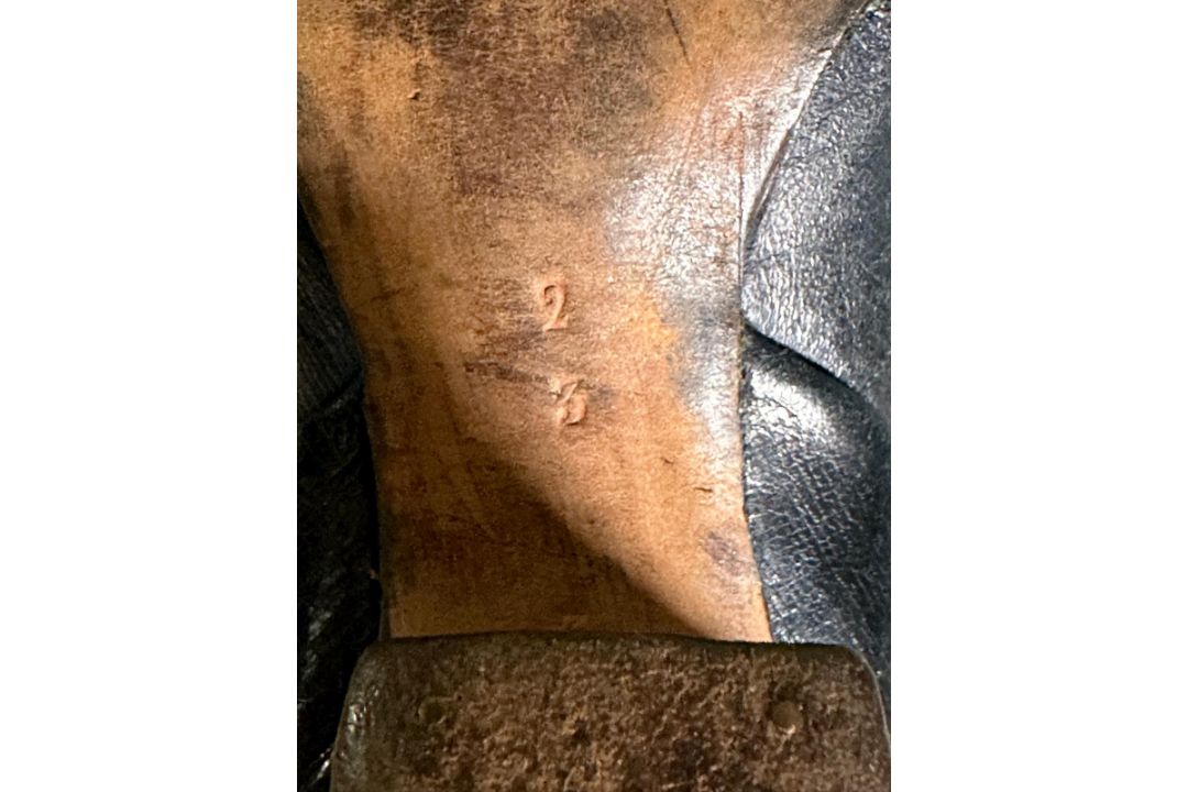 A pair of early 20th Century ladies navy blue leather shoes - Image 3 of 4