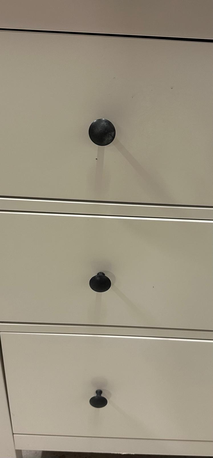A large white sideboard comprising of four short drawers over four long (H95cm W162cm D51cm) - Image 2 of 6