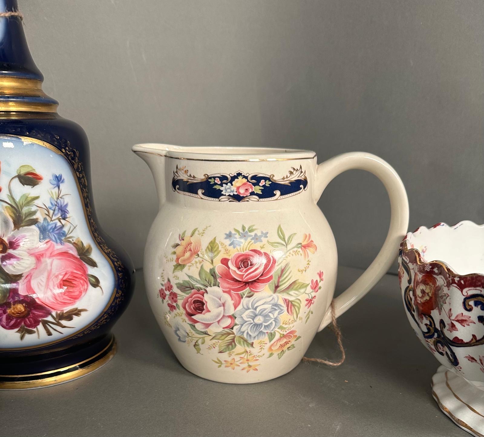 A selection of jugs, a bowl and a floral painted centre piece - Image 2 of 4
