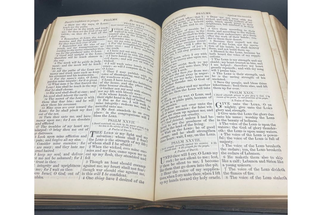 Holy Bible: Edward Martins Gift Parishes of St Olave and St John Sothwark - Image 6 of 6