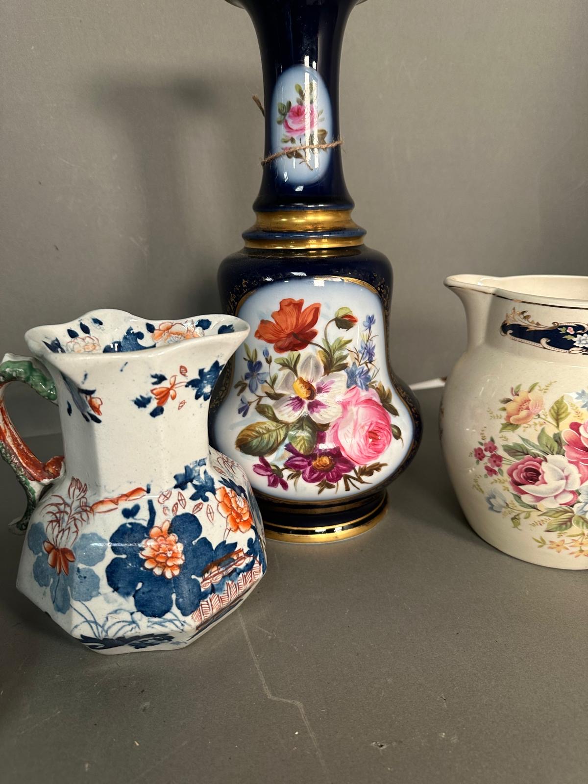 A selection of jugs, a bowl and a floral painted centre piece - Image 4 of 4