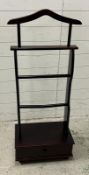 A Dumb butler or gentleman's valet stand H119cm