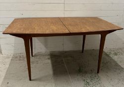 A Mid Century teak Macintosh extendable dining table AF (Leaf missing) (H74cm W91cm D53)