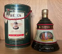 Two Wade Bells finest old scotch whiskey Christmas 1991 Bell shaped decanters with contents