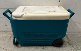 An Igloo cool box on wheels