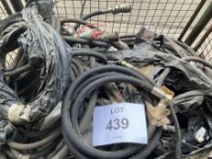 1X STILLAGE OF UNISSUED HYDRAULIC HOSES QUICK FITTINGS ETC