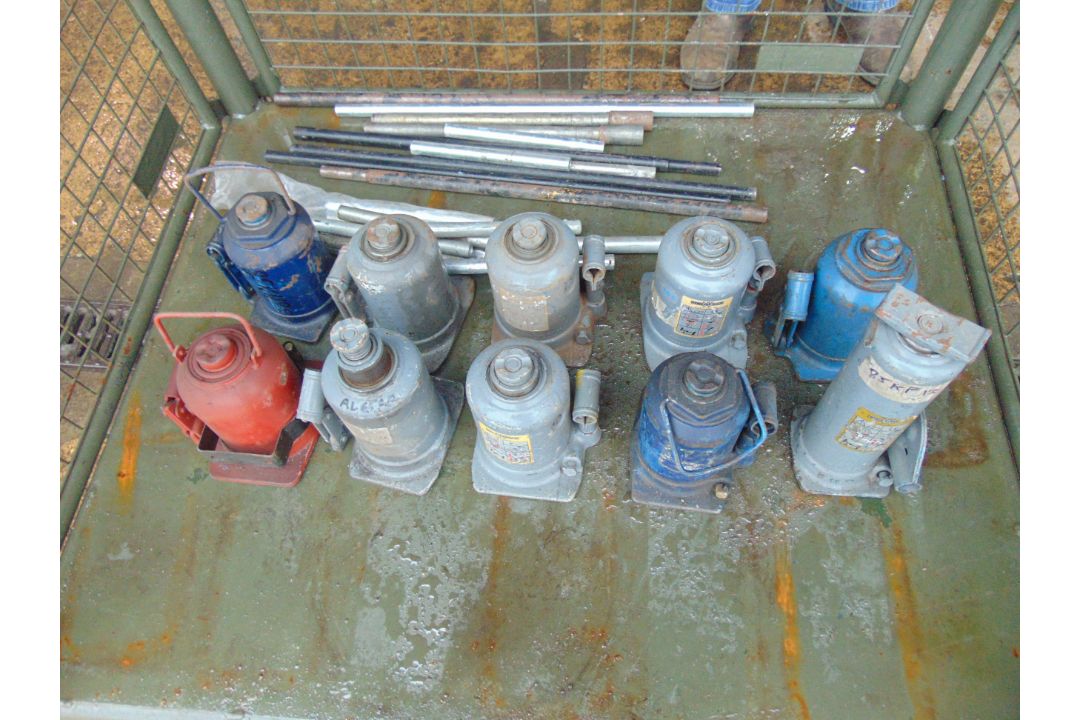10 x Weber Hydraulic 10 ton Vehicle Jacks / Handles etc - Image 1 of 5