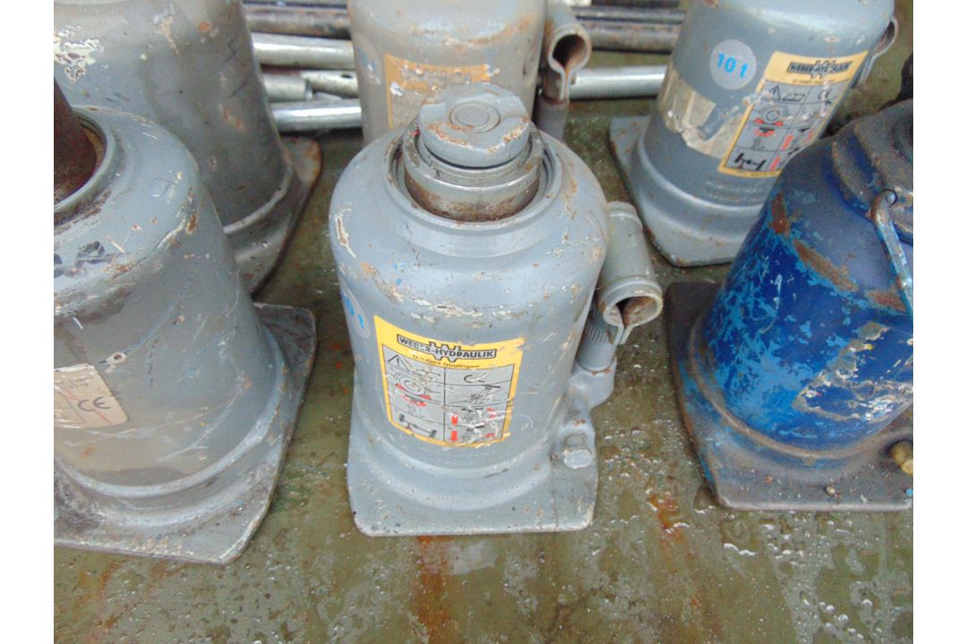 10 x Weber Hydraulic 10 ton Vehicle Jacks / Handles etc - Image 2 of 5