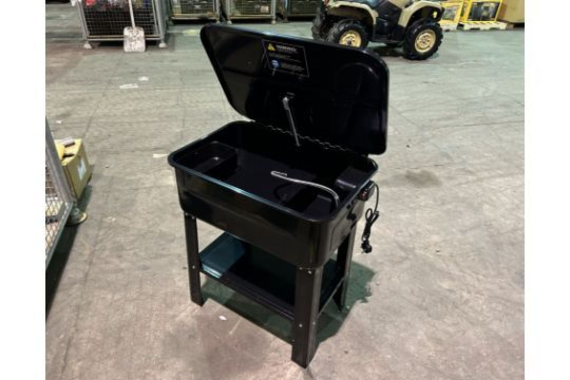 New Unissued 75 Ltr Floor Standing Industrial Parts Washer