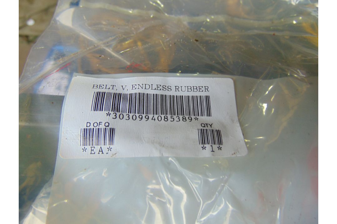 25 NEW UNISSUED ALTERNATOR BELTS PART N. 3030-99-408-5389 - Image 5 of 5