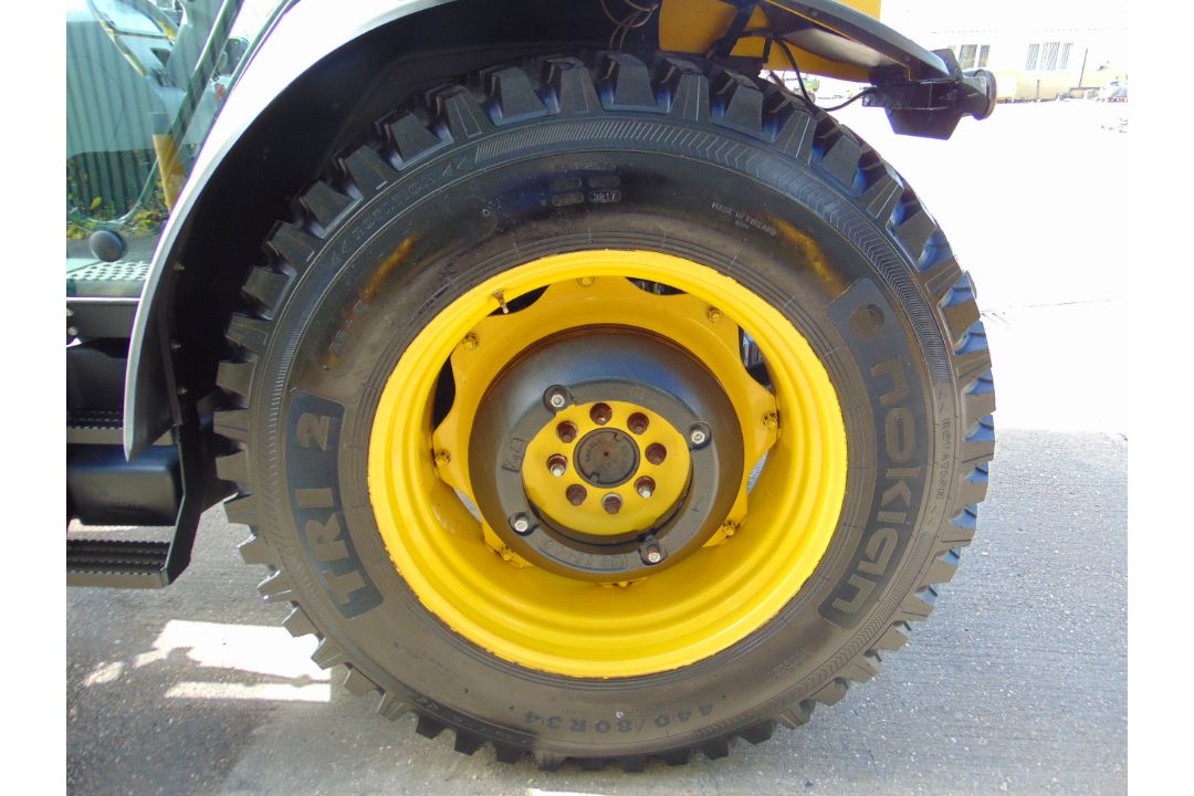 2010 Deutz-Fahr Agrofarm 420 - 4WD 97HP Agricultural Tractor 967 hrs only From MOD - Image 14 of 56