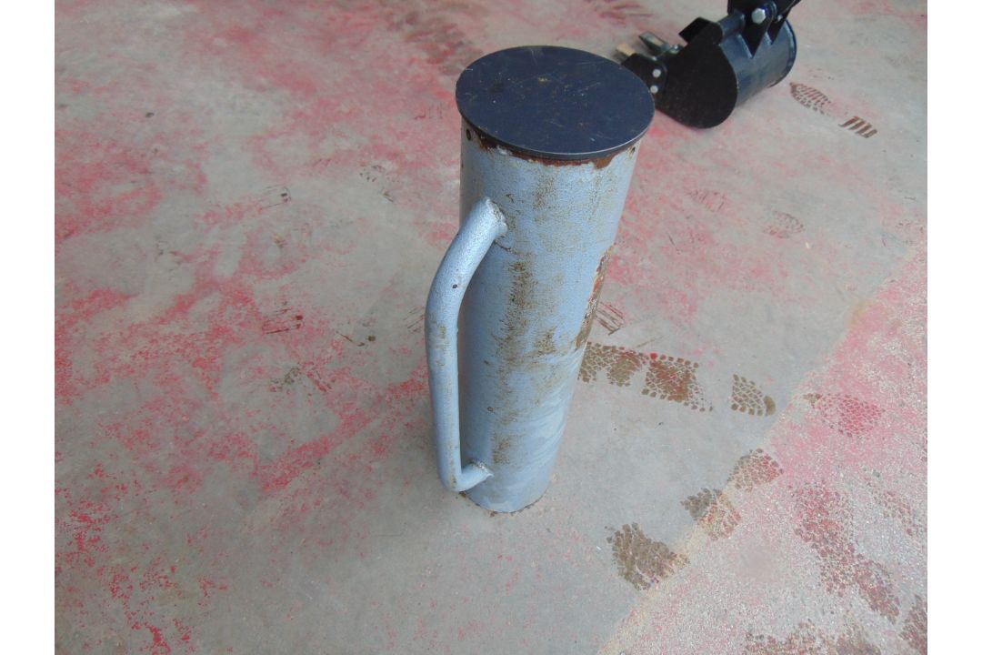 Heavy Duty 7 inch Post Knocker - Image 2 of 3