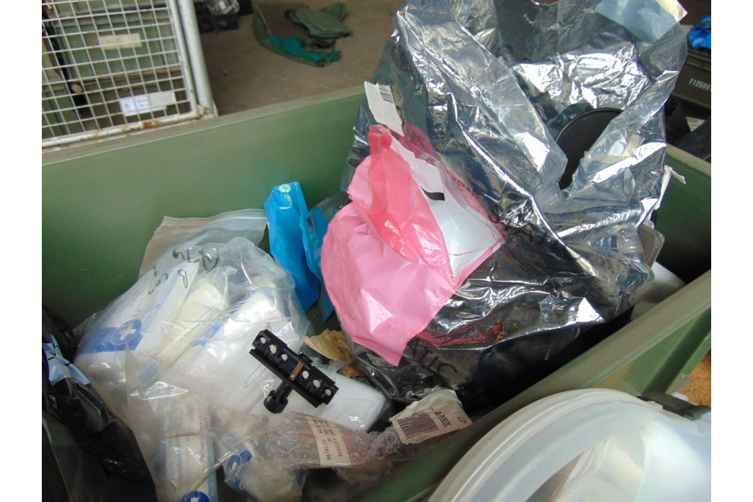Ballistic Body Armour Plates, Camera Lens, First Aid Kits etc - Image 7 of 10