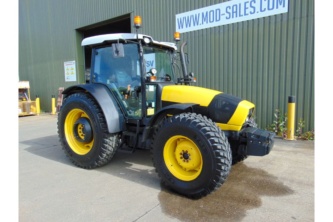 2010 Deutz-Fahr Agrofarm 420 - 4WD 97HP Agricultural Tractor 967 hrs only From MOD - Image 5 of 56