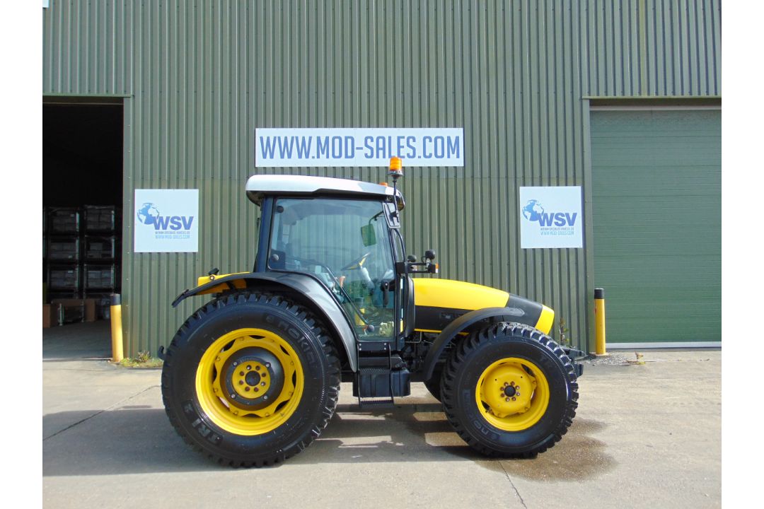 2010 Deutz-Fahr Agrofarm 420 - 4WD 97HP Agricultural Tractor 967 hrs only From MOD - Image 2 of 56