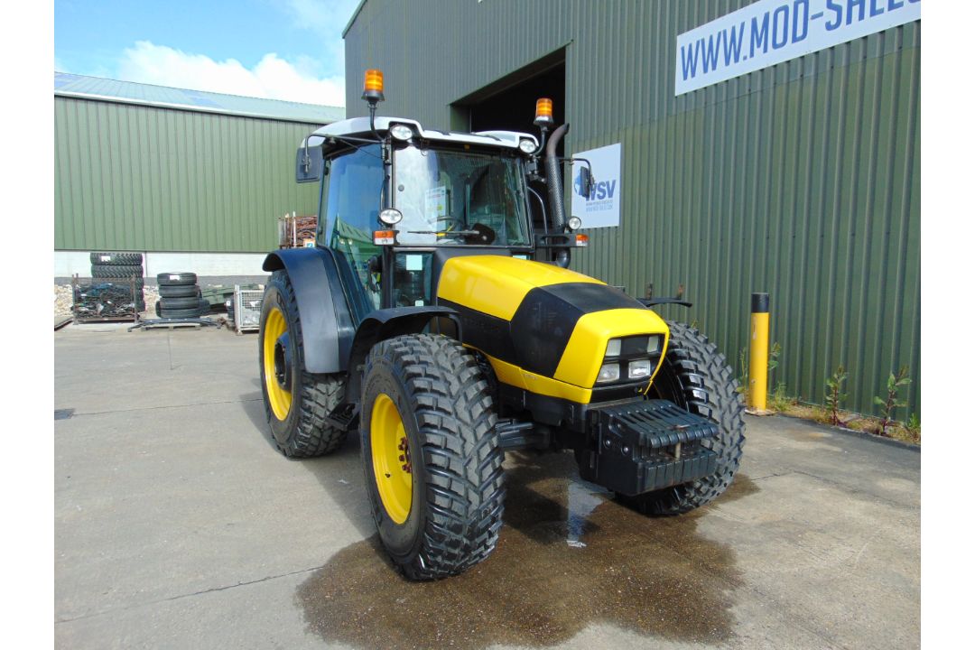 2010 Deutz-Fahr Agrofarm 420 - 4WD 97HP Agricultural Tractor 967 hrs only From MOD - Image 6 of 56