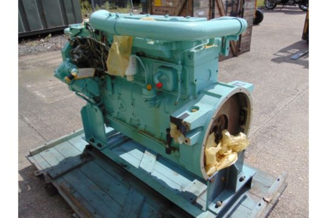 A1 Reconditioned UK MoD Reserve Stock Cummins 310 (DAF variant) 145hp 6 Cylinder Turbo Diesel Engine - Image 5 of 19