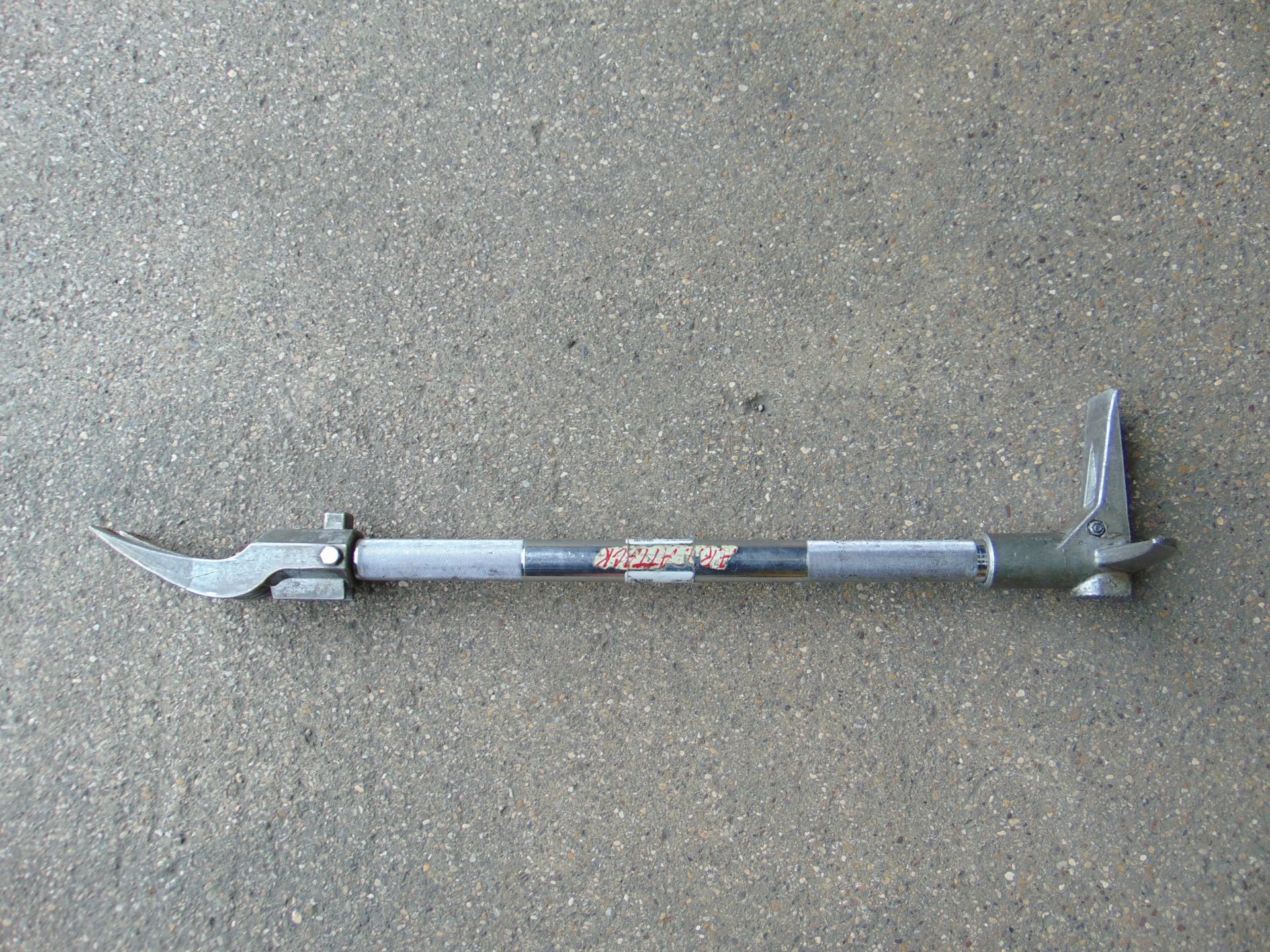 30" Hooligans Tool Bar - Image 3 of 10