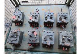 8 x FV 432 APC Black Power Distribution Box
