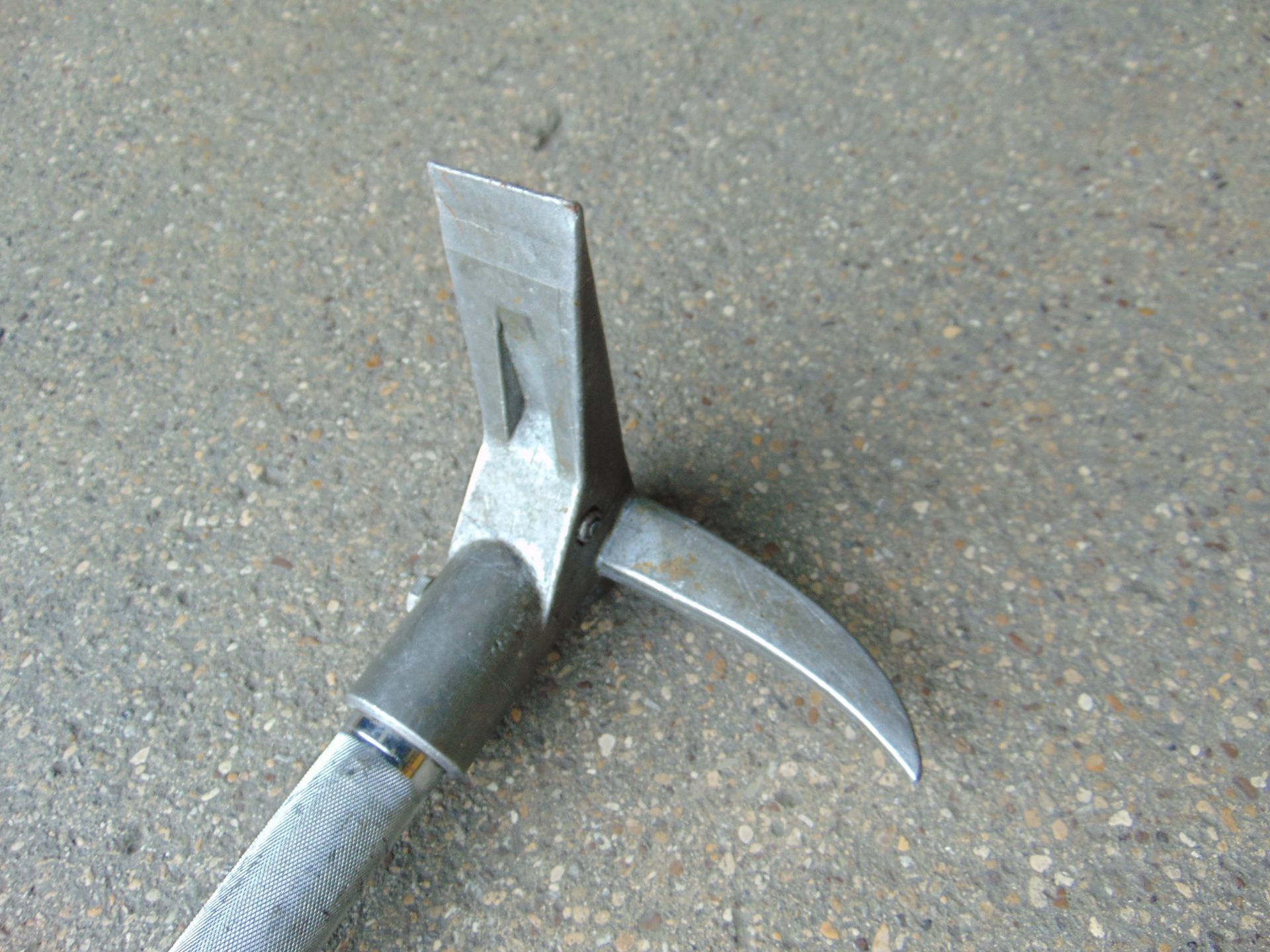30" Hooligans Tool Bar - Image 6 of 10