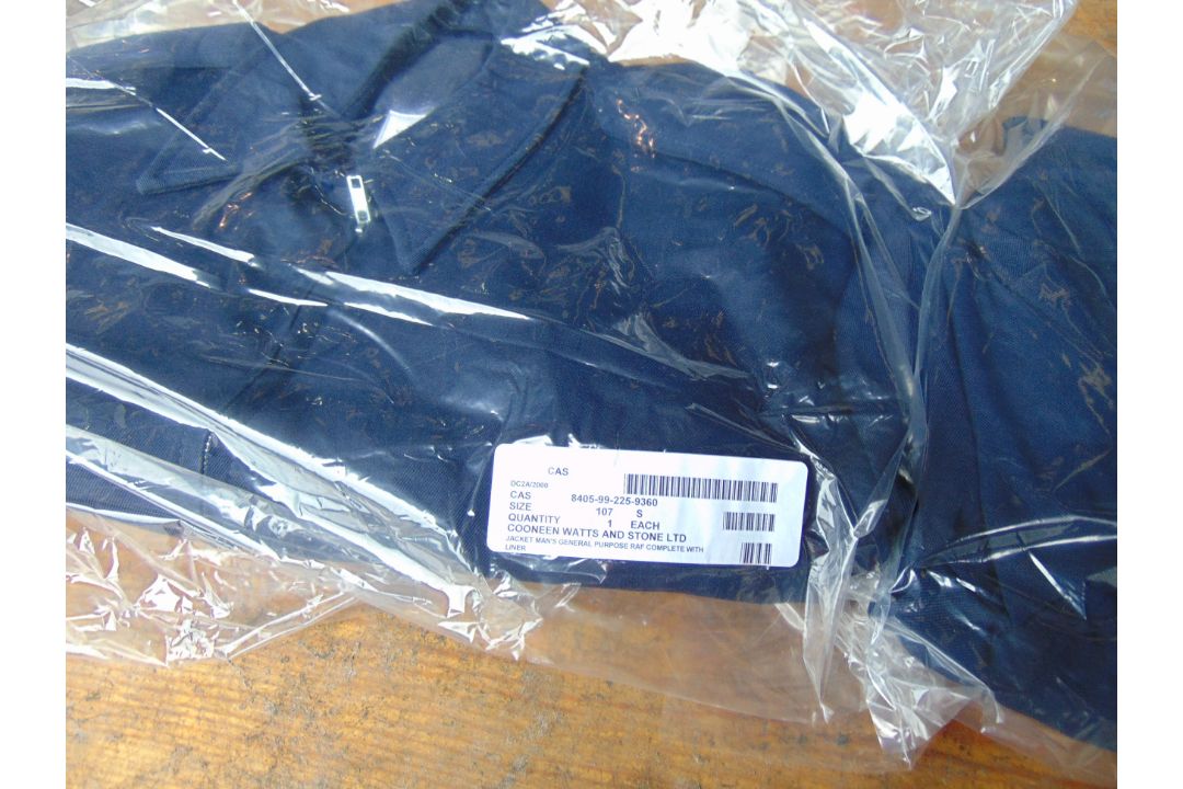2 x New Unissued RAF issue Pilots Jackets with Removeable Liner - Image 2 of 7